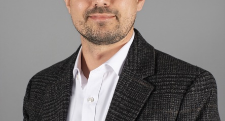 Carl Oreback - Headshot Photo